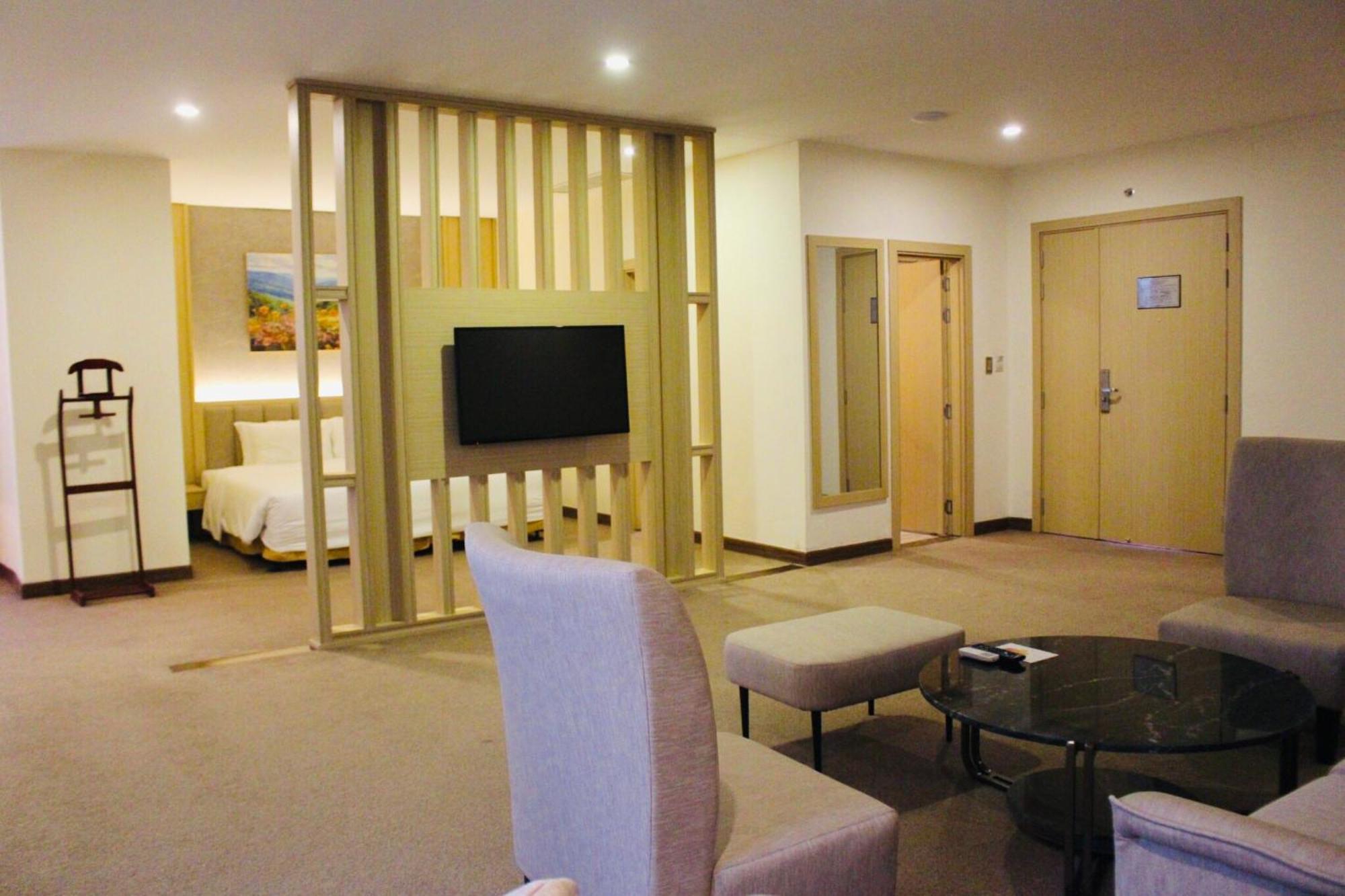 Muong Thanh Grand Quang Tri Hotel Exteriér fotografie